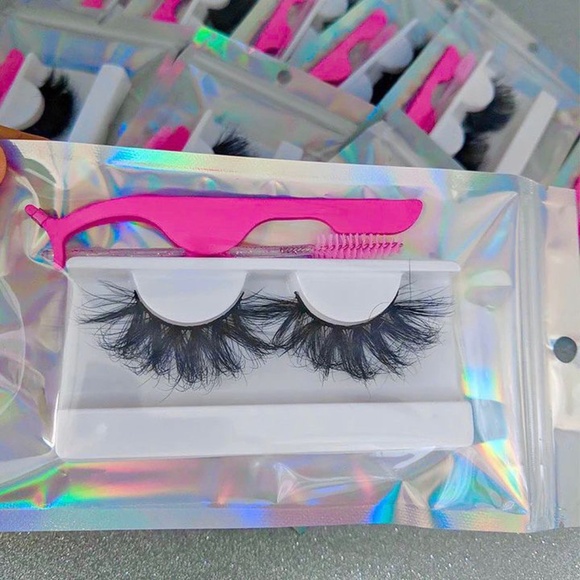 Mink Eyelashes - Picture 3 of 5